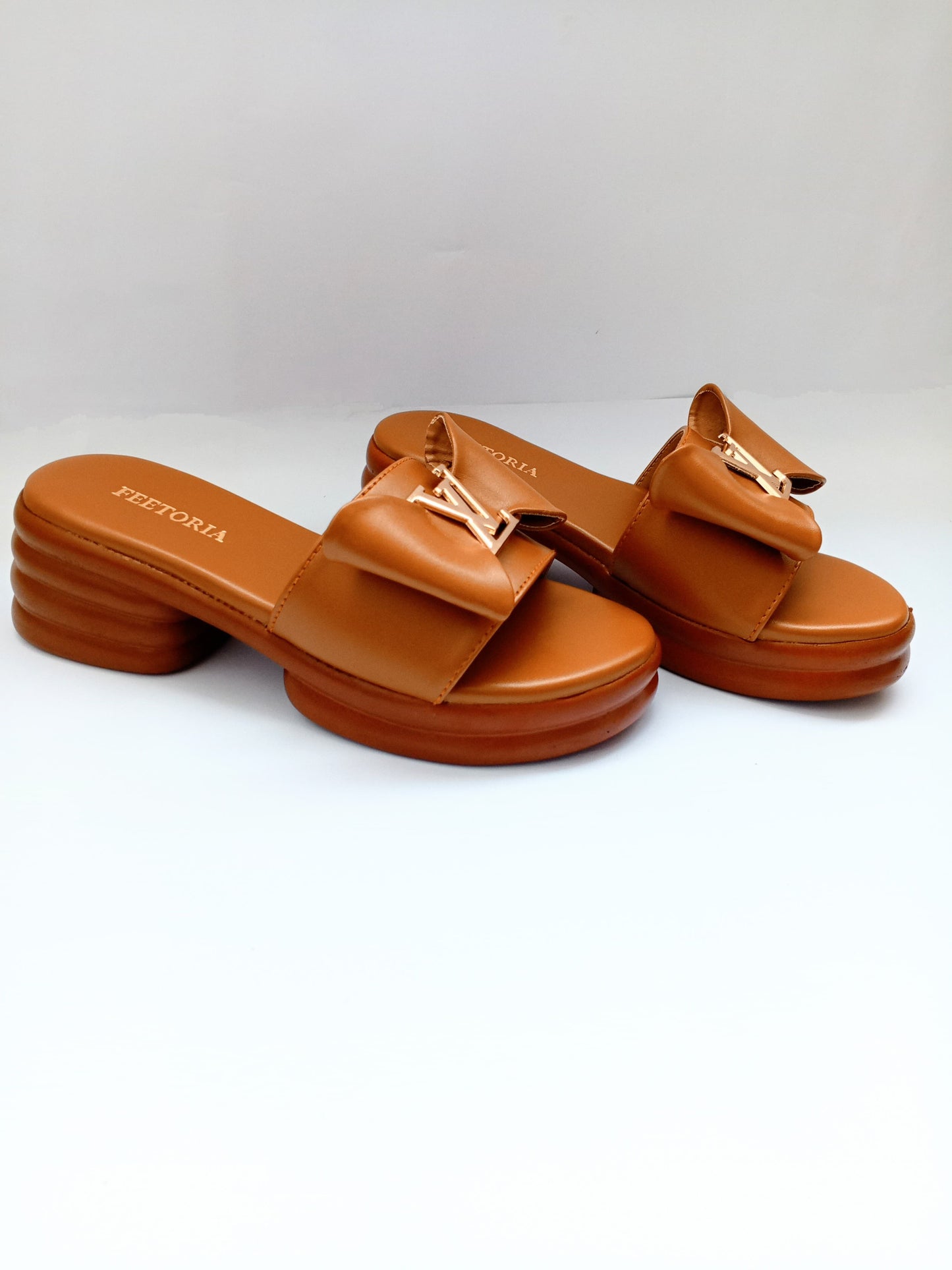 Luna Wedge