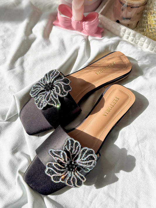 Blossom-Black