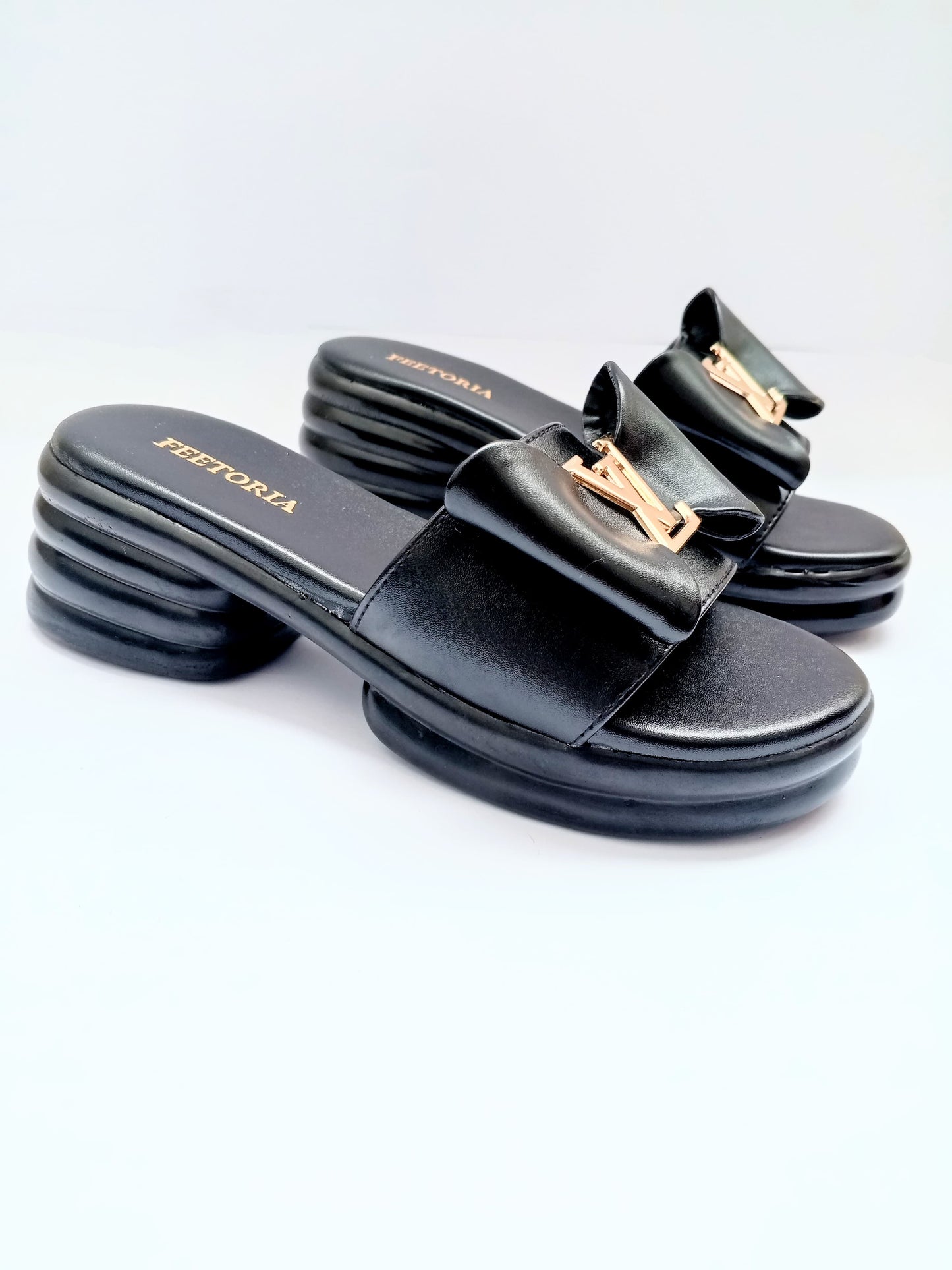 Luna Wedge