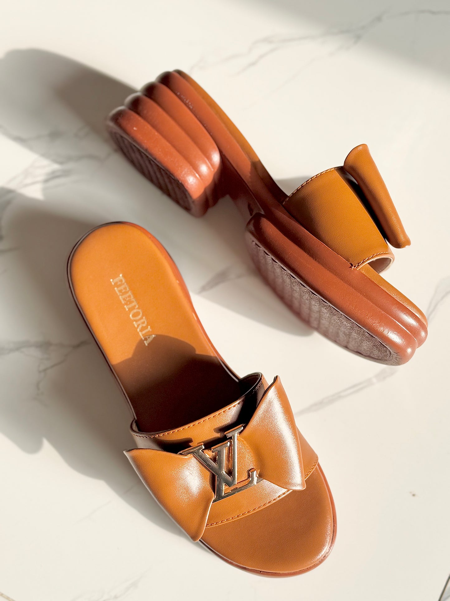 Luna Wedge